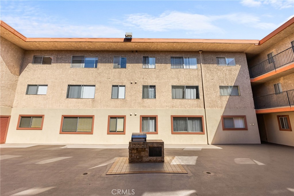 377 W California Avenue 26