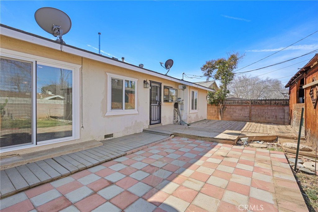 621 W Avenue J10