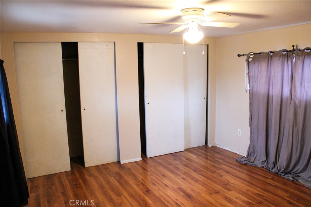 10471 Glenoaks Boulevard 56