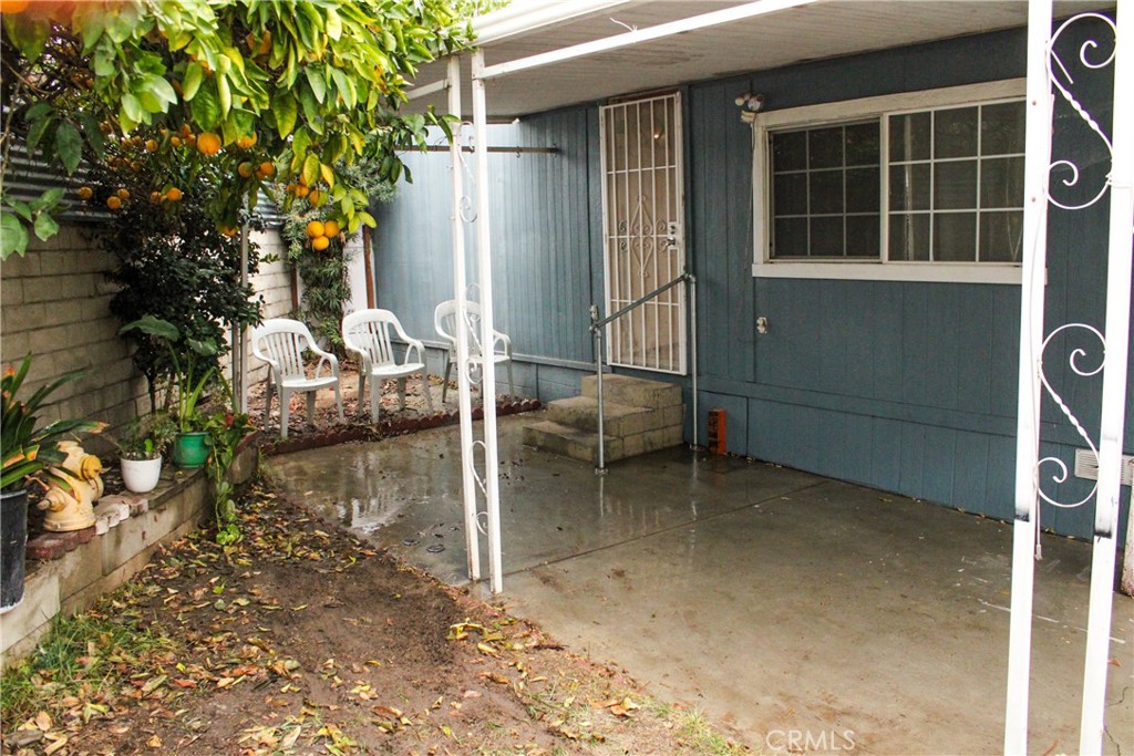 10471 Glenoaks Boulevard 56