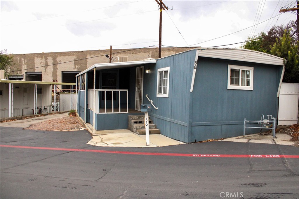 10471 Glenoaks Boulevard 56