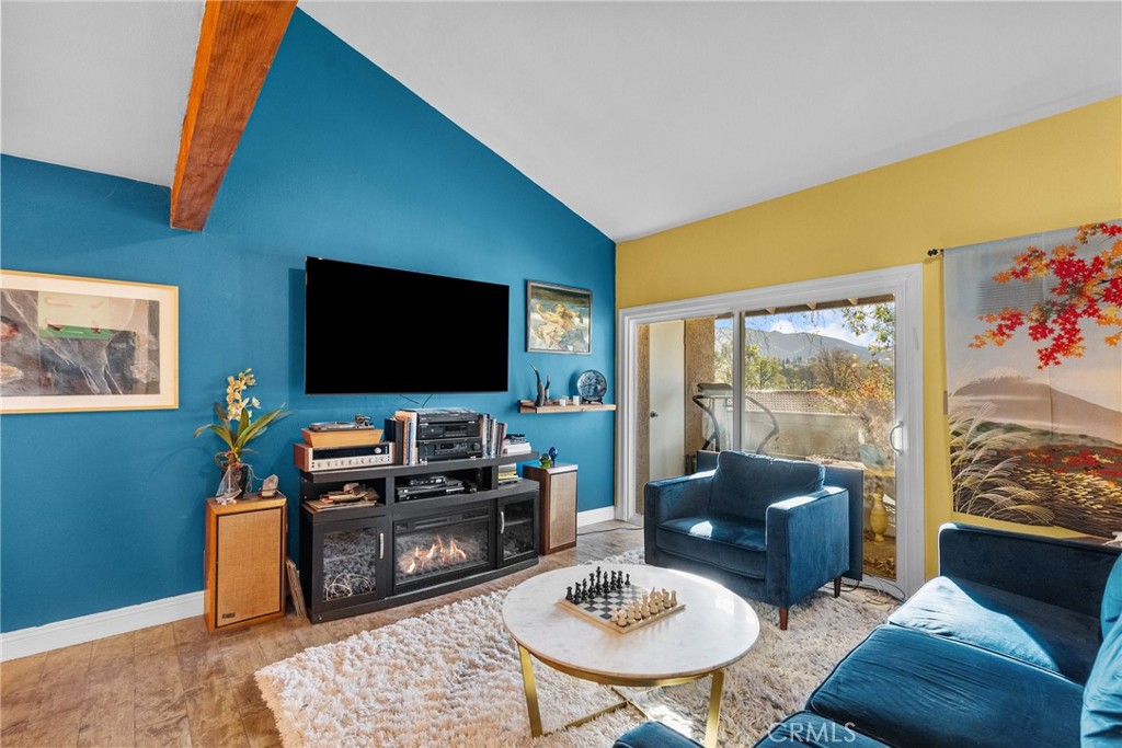 5800 Kanan Road 279