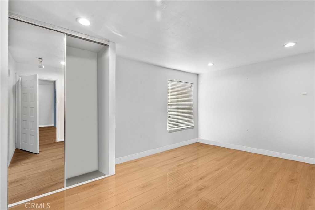 5800 Kanan Road 279