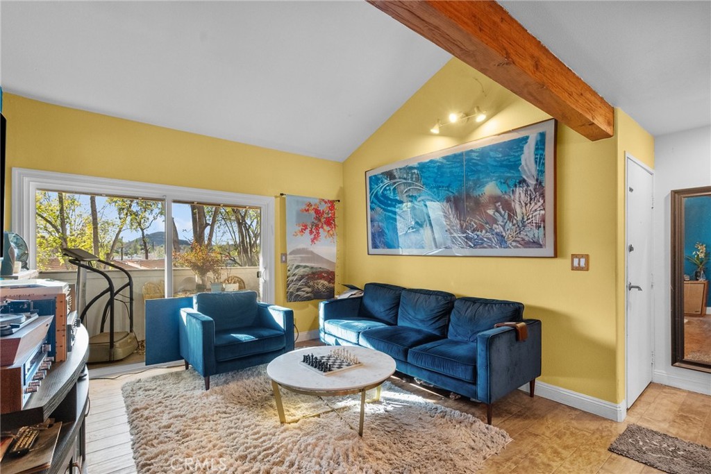 5800 Kanan Road 279