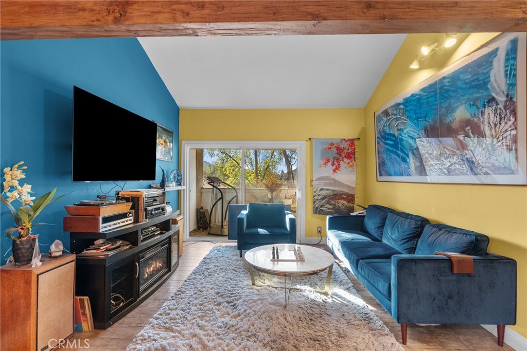 5800 Kanan Road 279