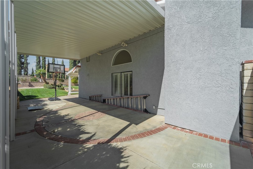41413 Sequoia Avenue