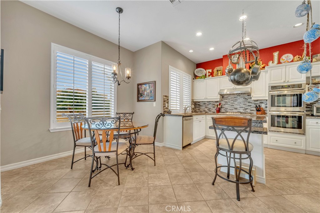 42076 Shadow Hills Drive
