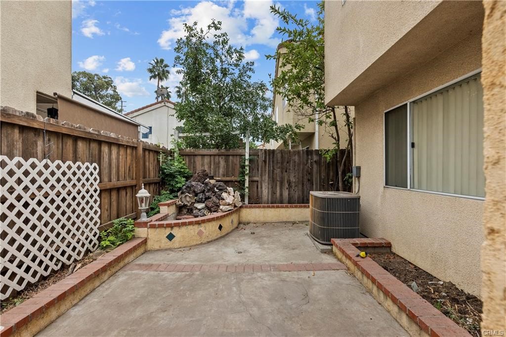 9152 Vincente Way