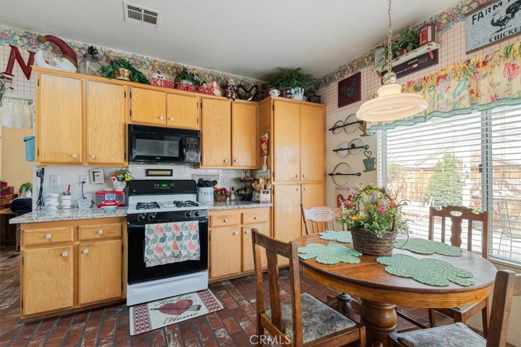 5549 Douglas Fir Court