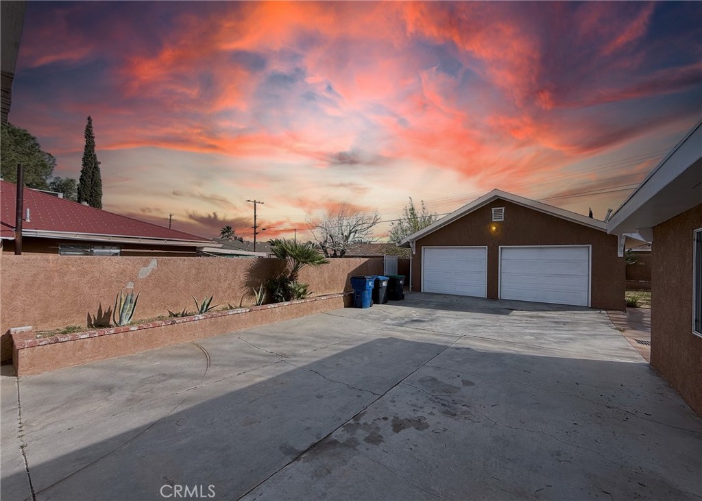 1626 E Avenue Q13