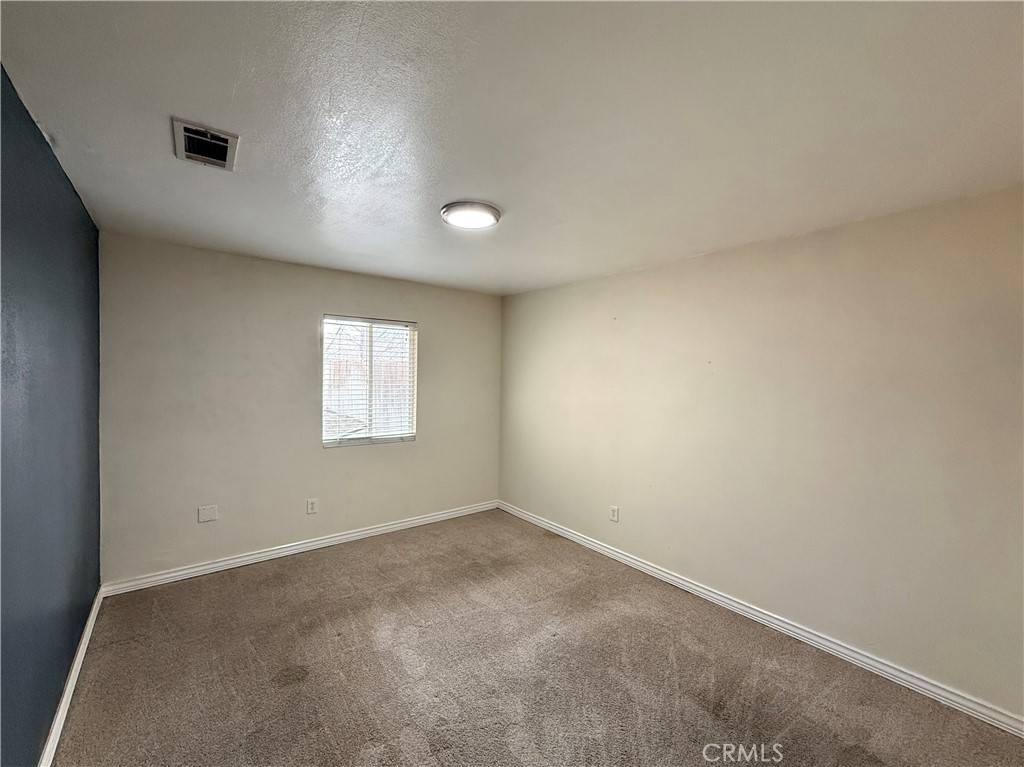 1626 E Avenue Q13