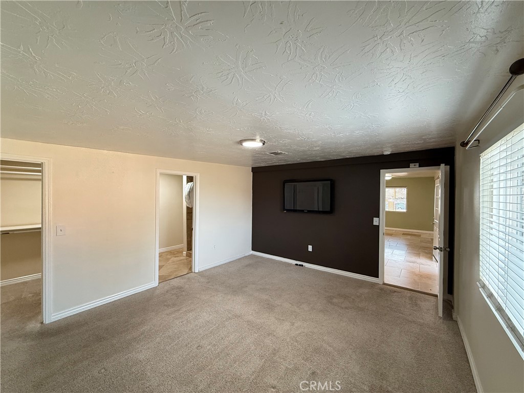 1626 E Avenue Q13