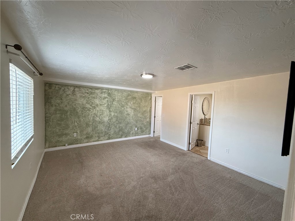 1626 E Avenue Q13