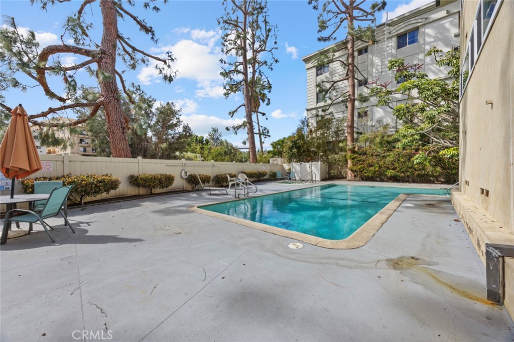 11138 Aqua Vista Street 22