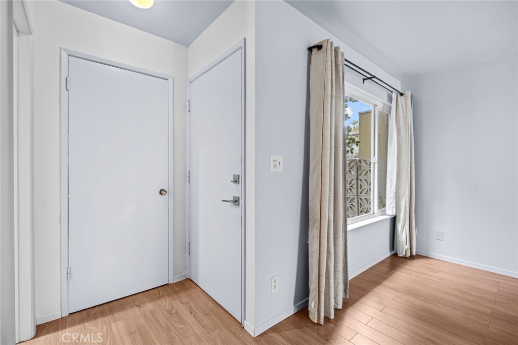11138 Aqua Vista Street 22