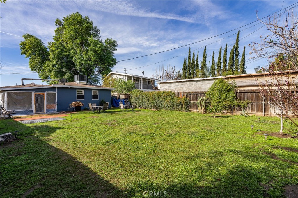 22139 Bassett Street