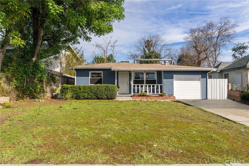 22139 Bassett Street