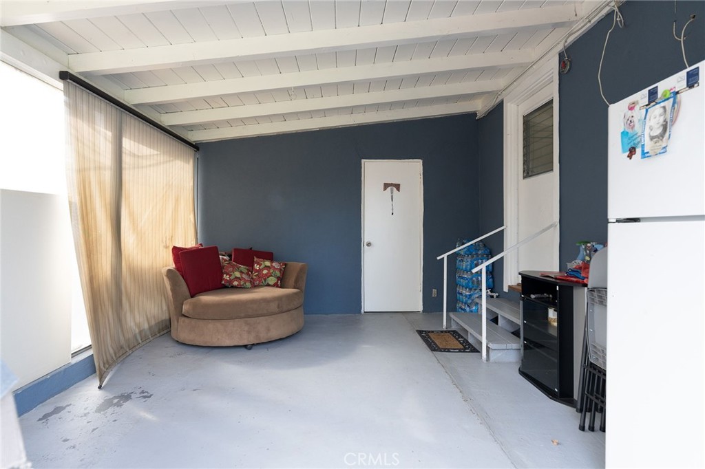 22139 Bassett Street