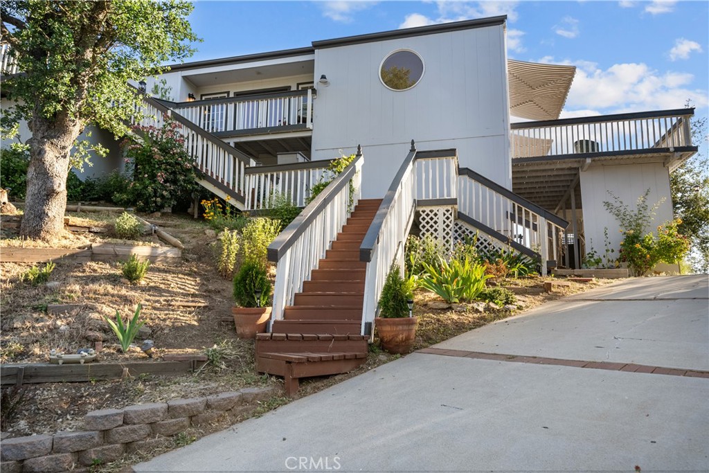 29900 San Joaquin Drive