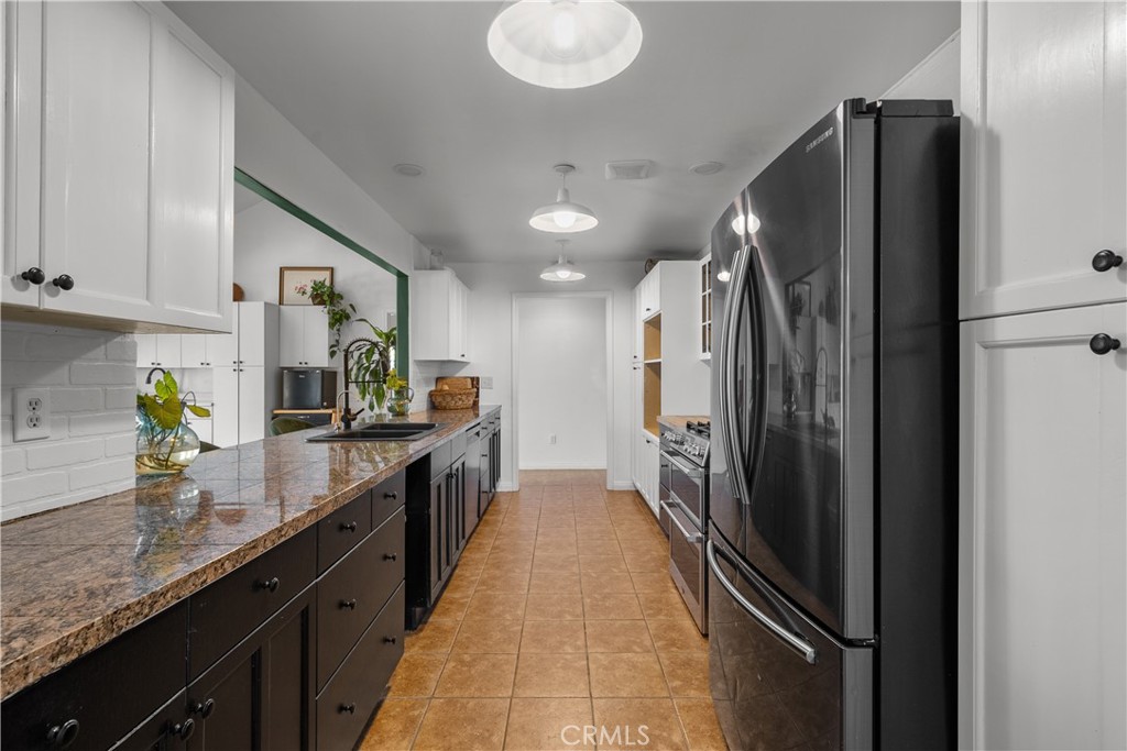 29900 San Joaquin Drive