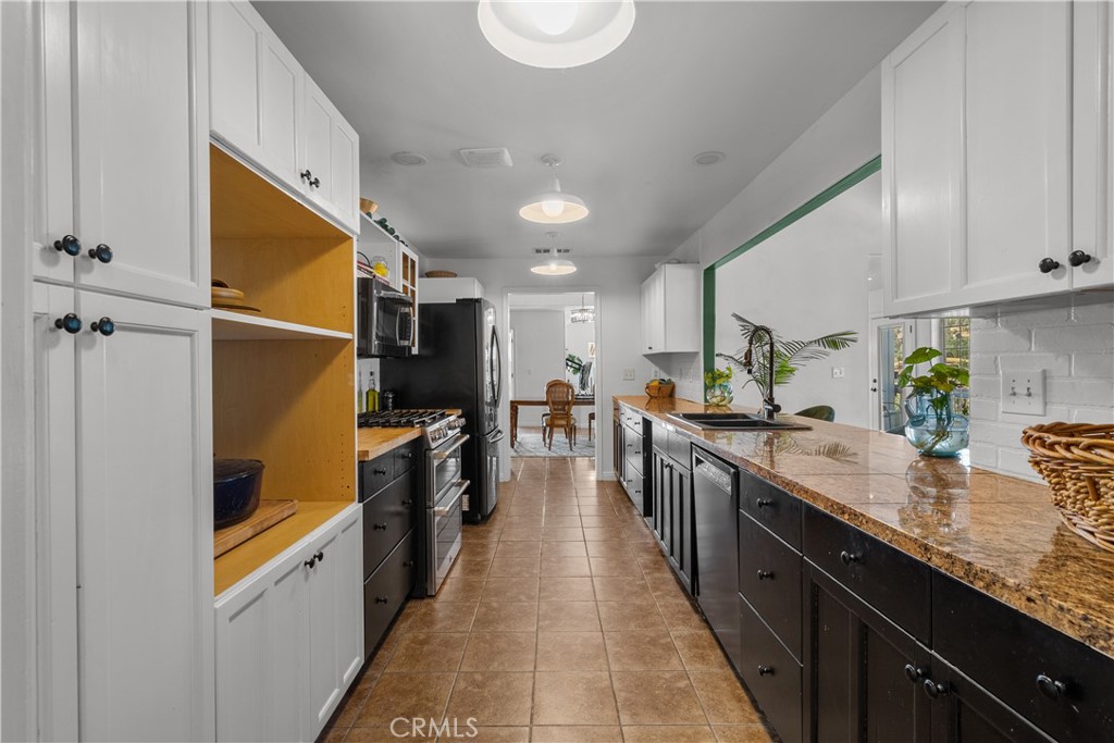 29900 San Joaquin Drive