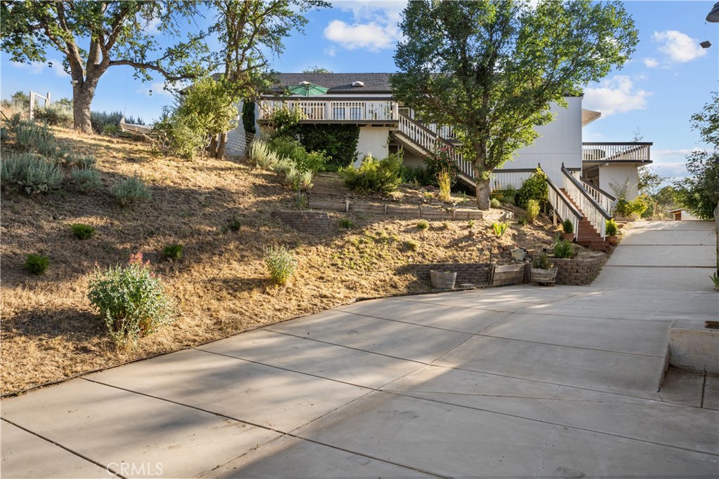 29900 San Joaquin Drive