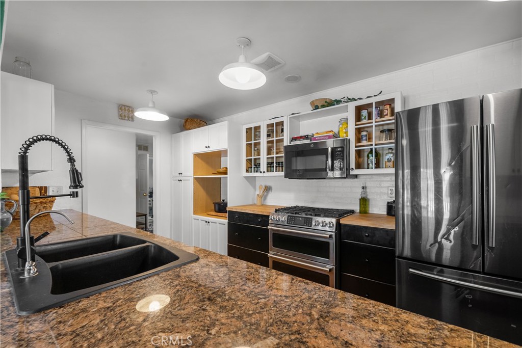 29900 San Joaquin Drive