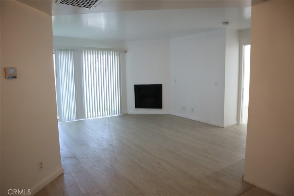 7640 Oso Avenue 220