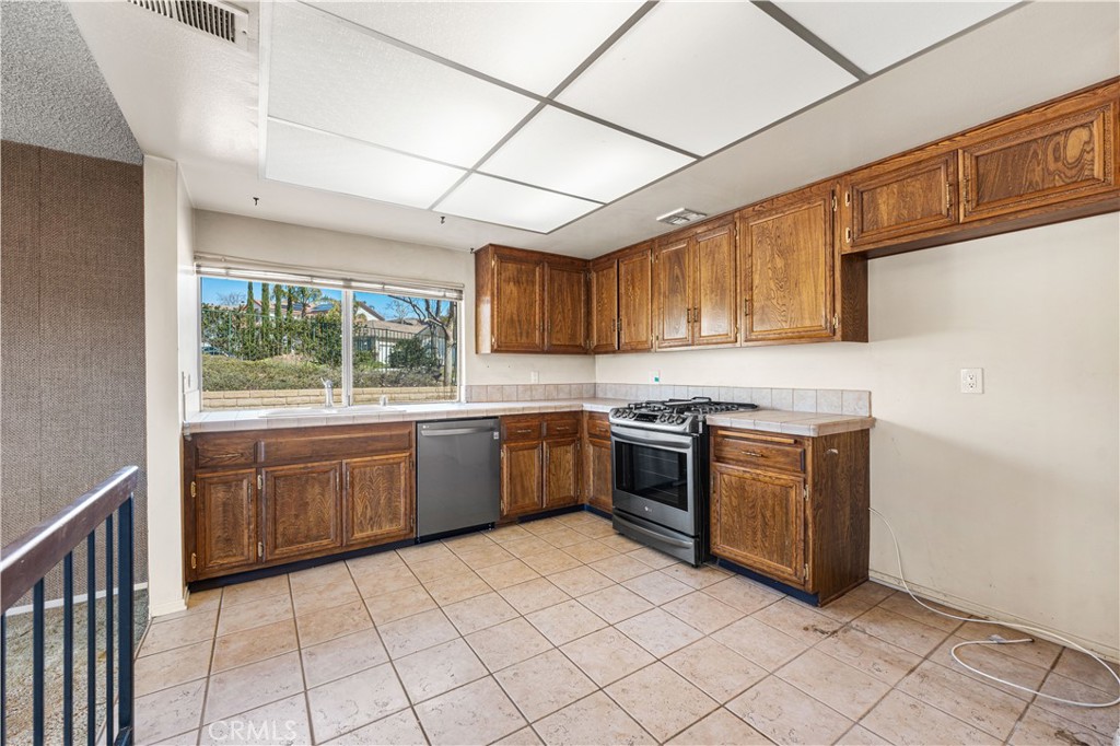 28217 Tambora Drive