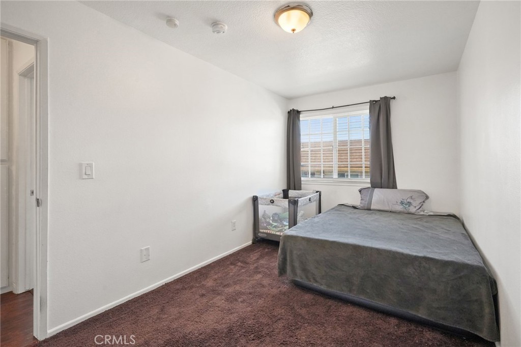 13181 1/4 Bromont Avenue