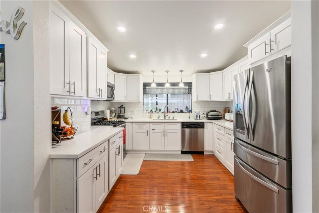18145 Soledad Canyon Road 73