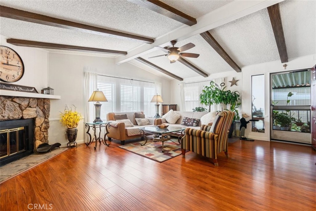 18145 Soledad Canyon Road 73