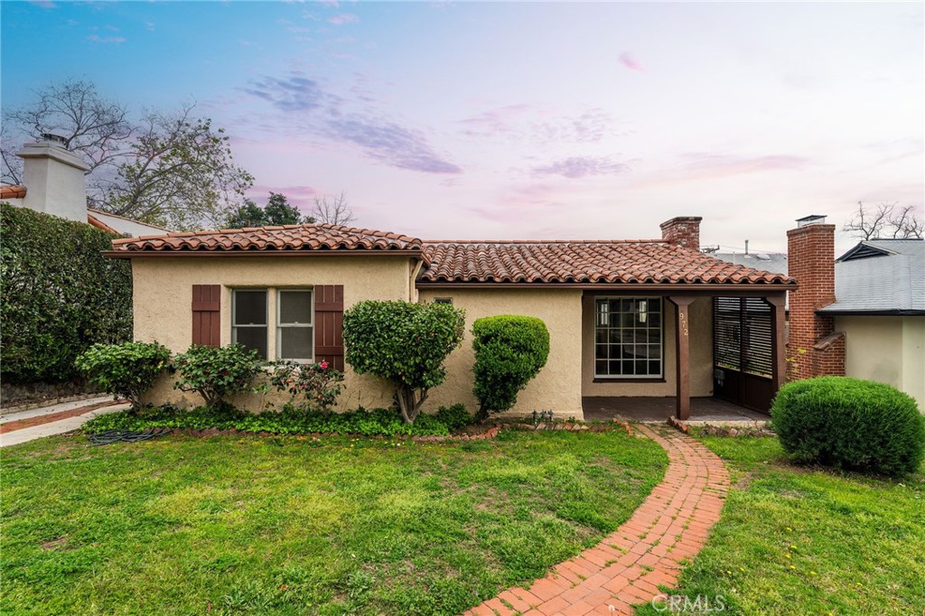 972 Alta Vista Drive
