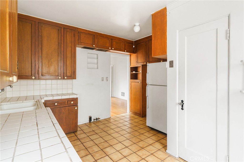 972 Alta Vista Drive