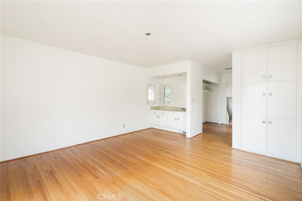 972 Alta Vista Drive