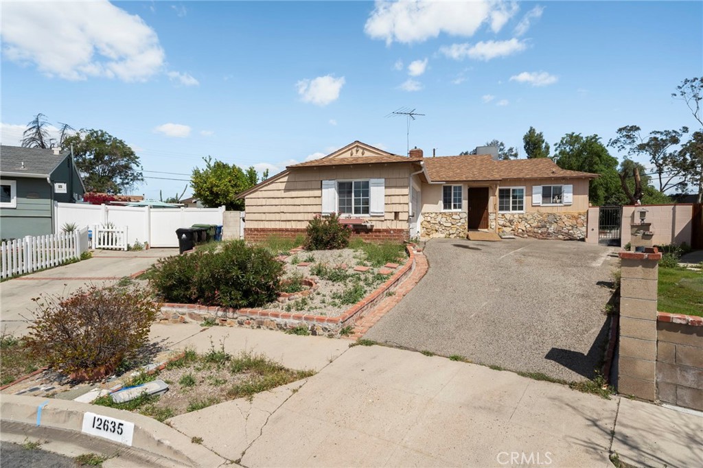 12635 Divan Place