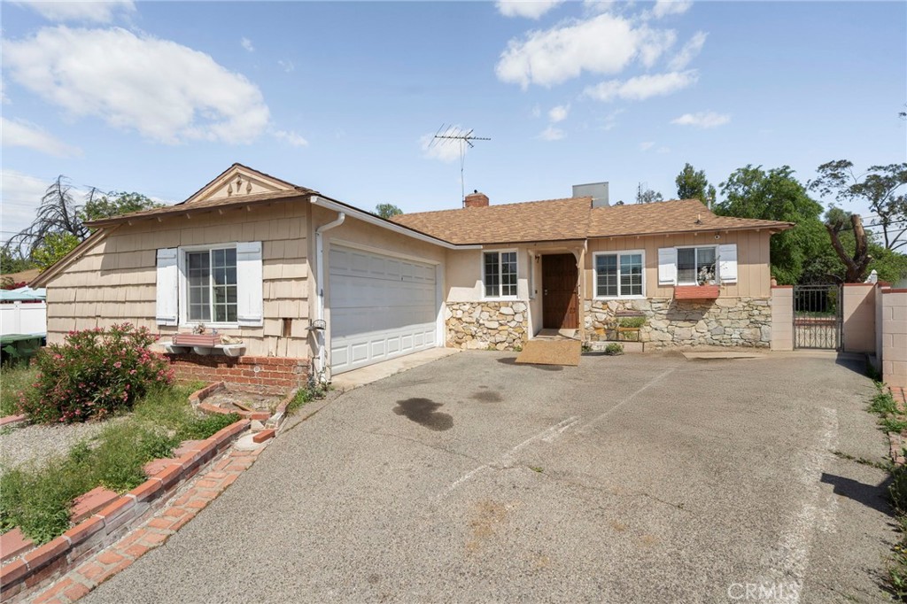 12635 Divan Place