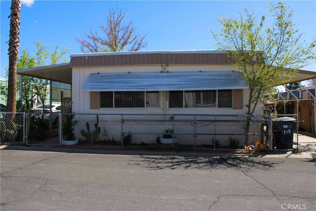 3300 15th Street W 109