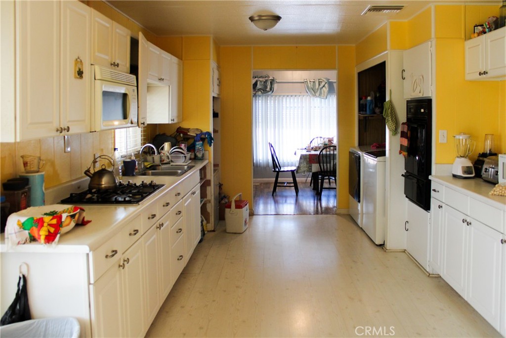 3300 15th Street W 109