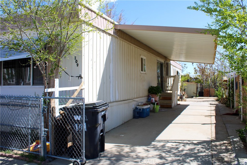 3300 15th Street W 109
