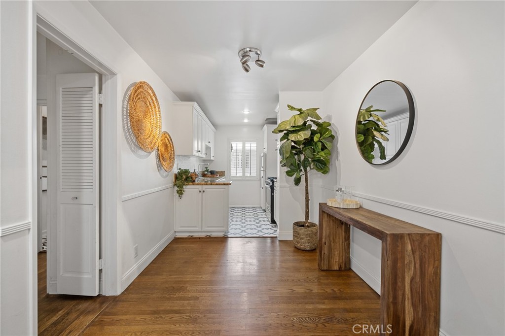 4252 Fair Avenue 21