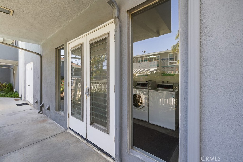 4252 Fair Avenue 21