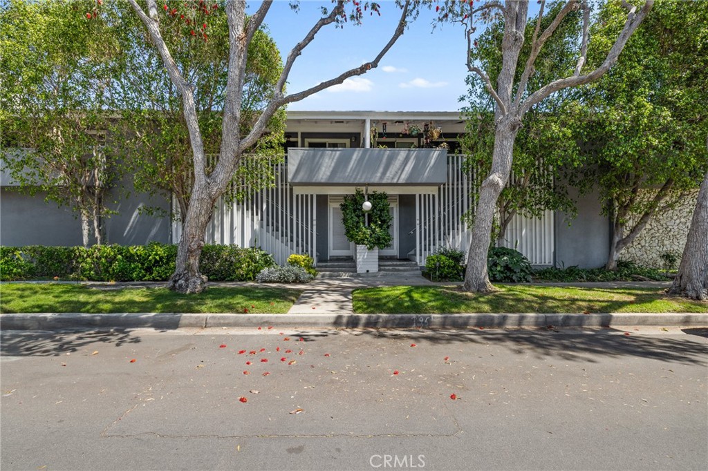 4252 Fair Avenue 21