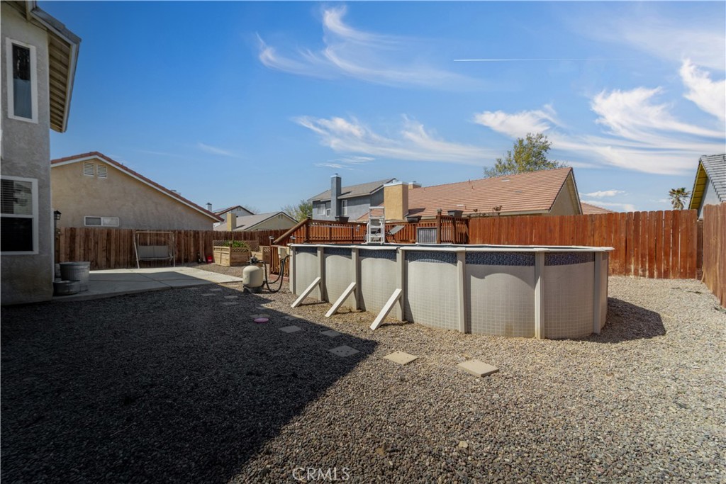 2525 Summerchase Avenue