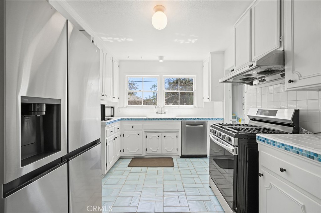 17528 Willard Street