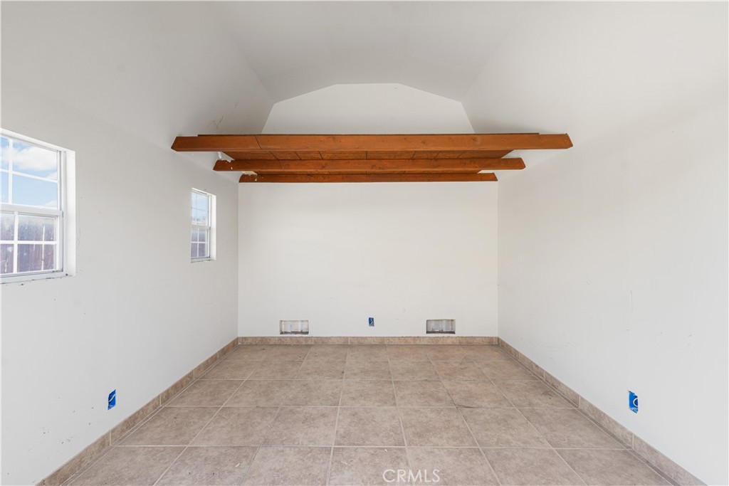 1132 Barrington Avenue