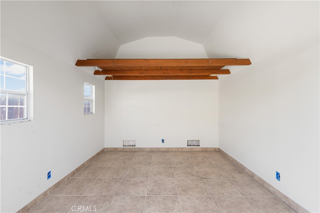 1132 Barrington Avenue
