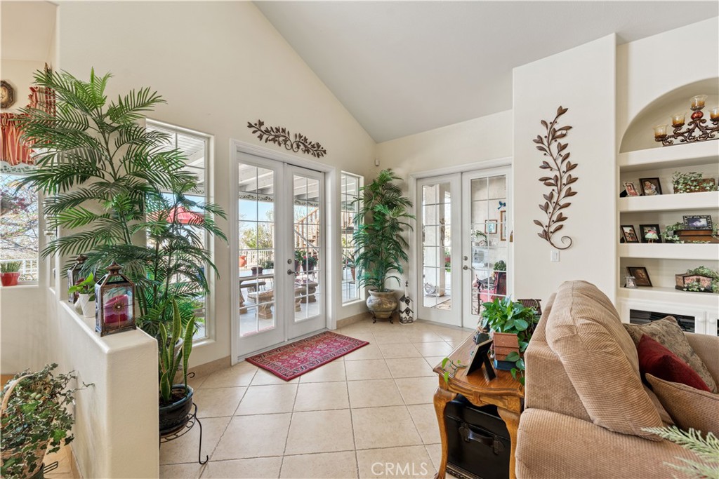 17173 Fort Tejon Road