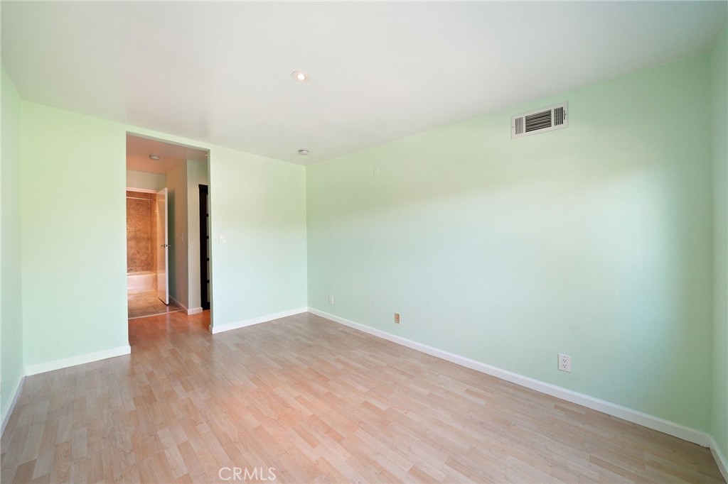 7254 Vassar Avenue 303