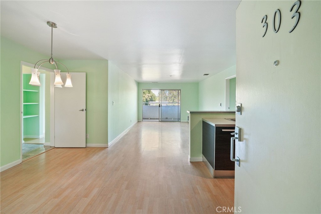 7254 Vassar Avenue 303
